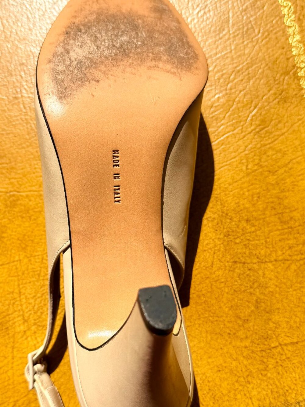 SALVATORE FERRAGAMO 2 TONE LEATHER SLINGBACKS PUMPS SIZE 10 - Picture 9 of 9